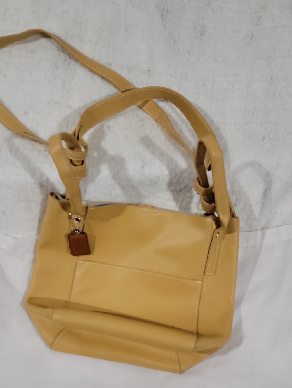 Maison De Bags & Maroquinerie Everyday Shoulder Tote Bag in Mustard Yellow